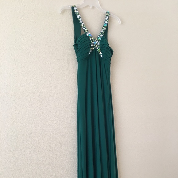Windsor Dresses & Skirts - Prom dress